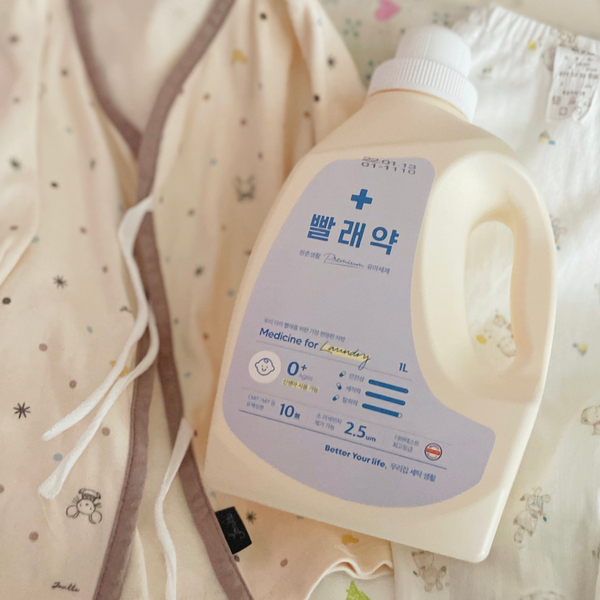 아기세탁세제 청춘생활 빨래약 신생아세제로 조카에게 선물했어요. 아기세탁세제 청춘생활 빨래약 신생아세제로 조카에게 선물했어요.