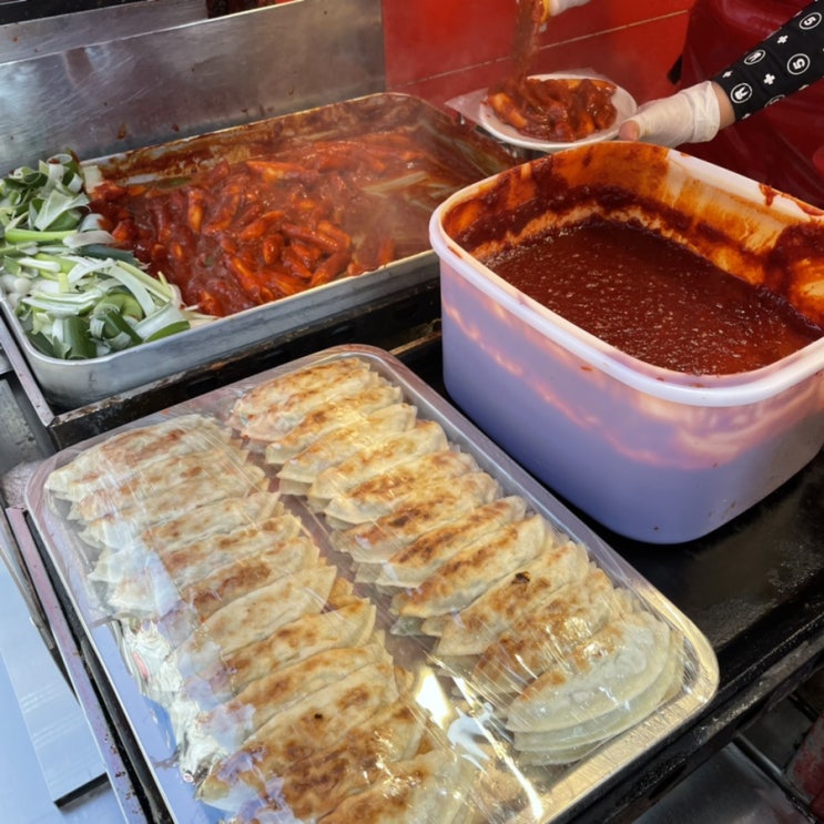  명동 맛집 45년 전통 생활의 달인 신세계 떡볶이