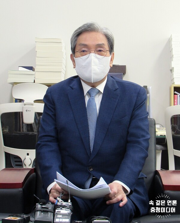  [충청미디어] 민주당 노영민, 충북지사 출마선언 … "강력한 리더 되겠다"