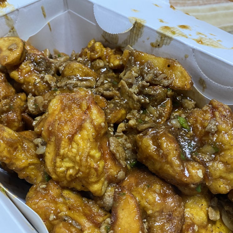  갈비천왕 뒤를 이을 치밥맞춤 60계 육육치킨