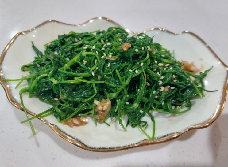 세발나물 새콤달콤 무침 세발나물 간장무침 세발나물 새콤달콤 무침 세발나물 간장무침