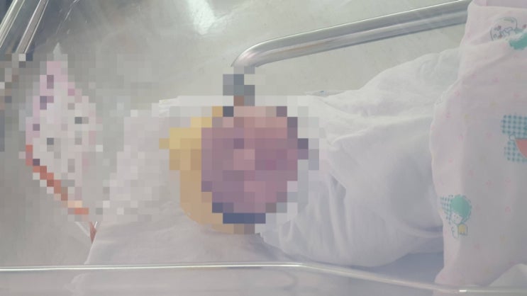  아기의 빛나는 순간은 바로 지금이다. 잊지말자