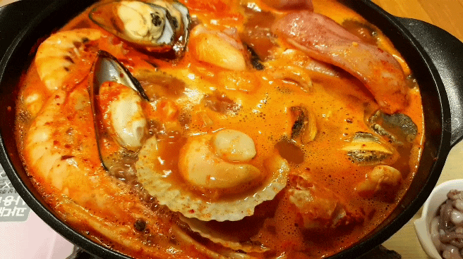  찜하다 바다를 담아낸 아구해물탕 밀키트