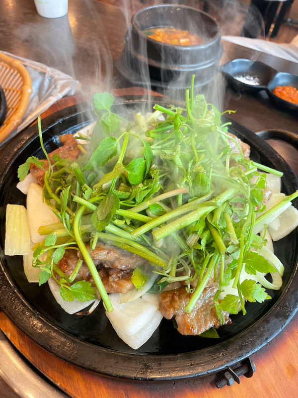  금릉역 로데오거리 고깃집 짚불돌삼겹살금촌점 점심특선