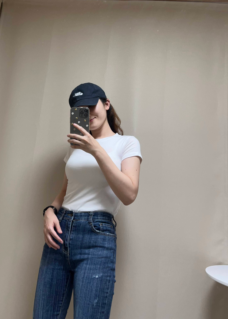 데일리룩 여자 청바지 코디 심플하게 돌려입기 데일리룩 여자 청바지 코디 심플하게 돌려입기
