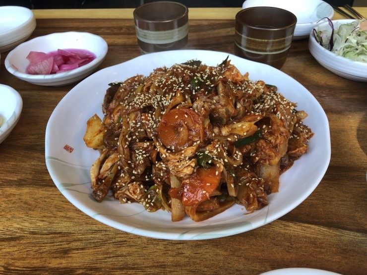 [진주 평거동 맛집, 카페] 진주통닭, 셀렉토커피, 에잇나인 [진주 평거동 데이트 코스 추천]