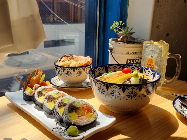  올랑올랑 연남동 밥집 & 홍대 연어 맛집 : 후토마끼/아부리동/전복냉소바