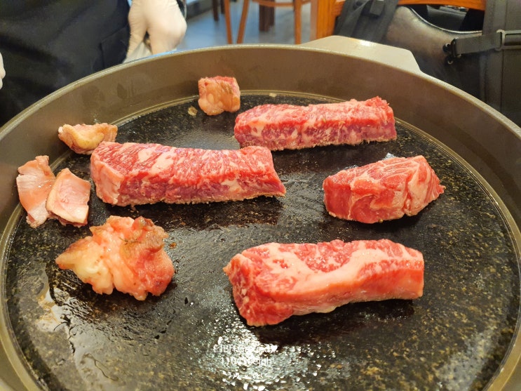  가산 한우마당 소고기와 김밥을 한번에!