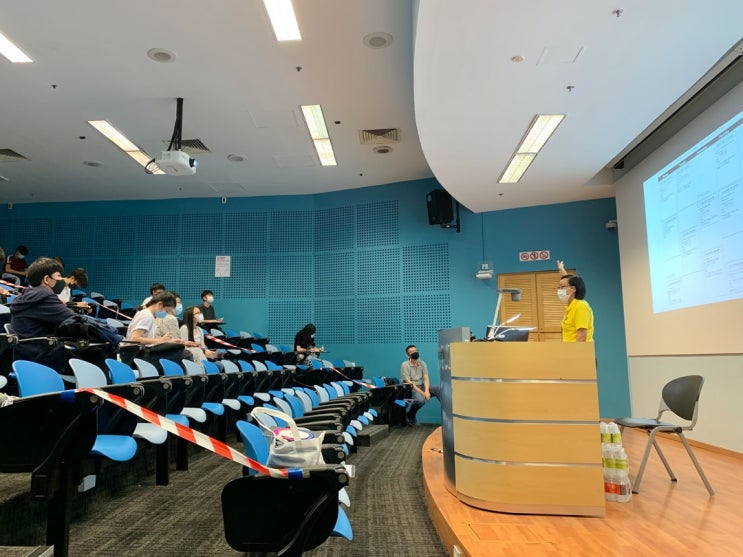 강의실 수업용 영상장치 만족스러운 학원용 빔프로젝트 설치기 강의실 수업용 영상장치 만족스러운 학원용 빔프로젝트 설치기