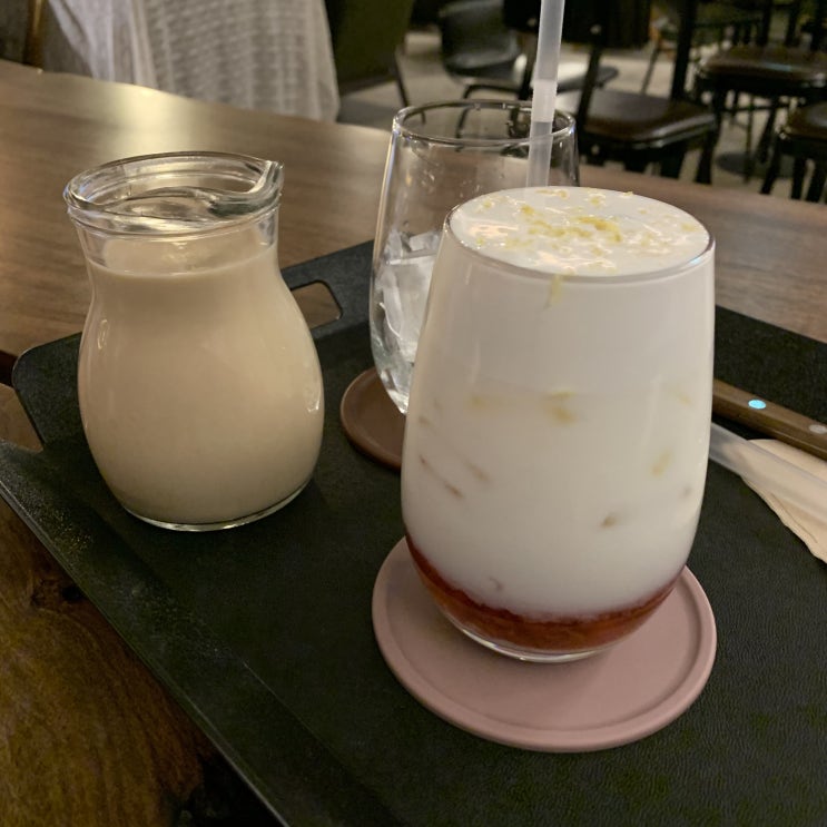 <서울 사당역 카페> 숨겨진 보물과 같은 사당역 카페, "페니힐스 커피스테이션" <서울 사당역 카페> 숨겨진 보물과 같은 사당역 카페, "페니힐스 커피스테이션"