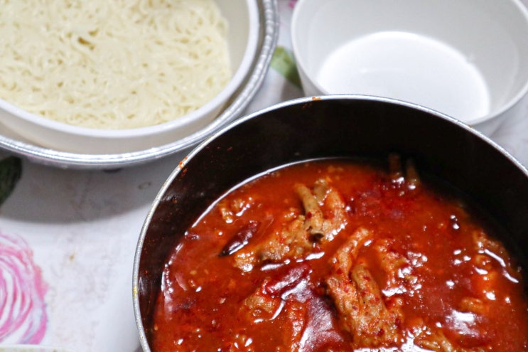 닭발N 국물닭발레시피로 집에서 맛있게 먹기! 닭발N 국물닭발레시피로 집에서 맛있게 먹기!