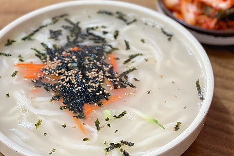 나래분식 이미지
