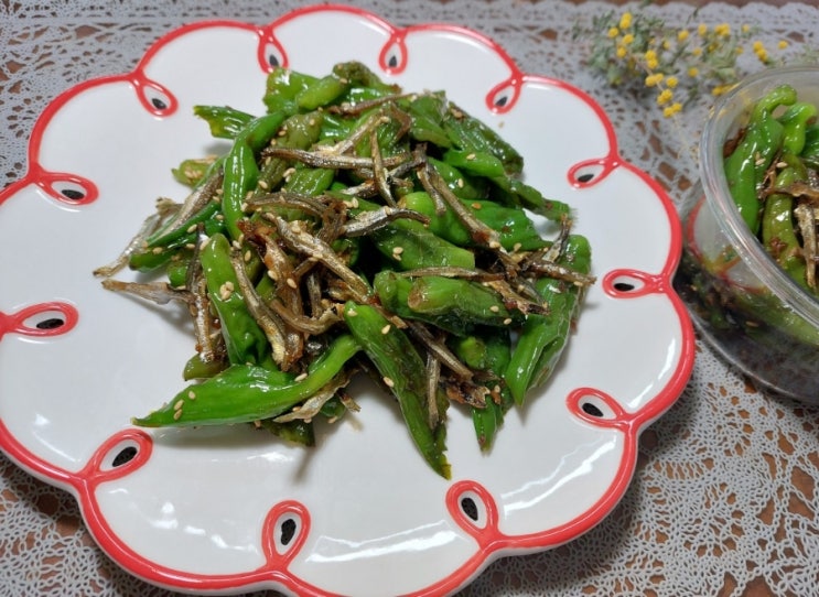 <밑반찬> 꽈리고추 조림 볶음 꽈리고추멸치간장볶음 꽈리고추 간장조림 <밑반찬> 꽈리고추 조림 볶음 꽈리고추멸치간장볶음 꽈리고추 간장조림