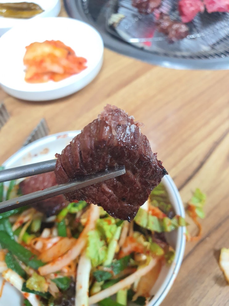  원주 소고기 노포 데이트 한우 모듬구이 육사시미 문막일호집