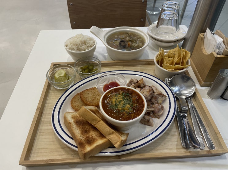 파미에스테이션 맛집 칠리(chilli) 파미에스테이션 맛집 칠리(chilli)