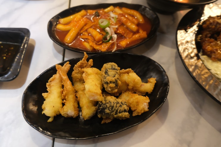 먹거리가 다양한 까치산역 맛집 화곡동 떡볶이 & 닭강정 화곡미담분식 까치산점