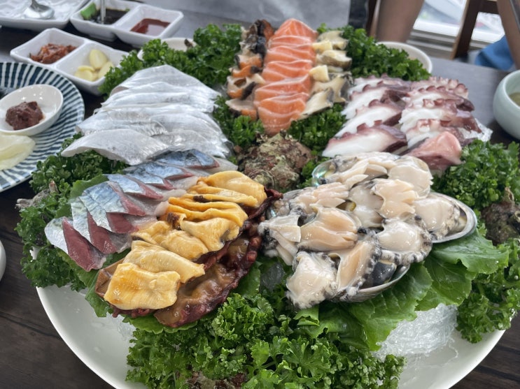  [제주 맛집/서귀포] 동해미락 | 서귀포 회 코스요리 푸짐한 한상차림 / 갈치회, 고등어회, 방어... / 부모님과 함께 가기 좋은 오션뷰 횟집 / 칠십리 음식특화거리 맛집 추천