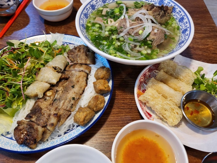  [마포역맛집] 따끈한 육수의 스페셜 통갈비 쌀국수 추천 마스터비엣 마포점