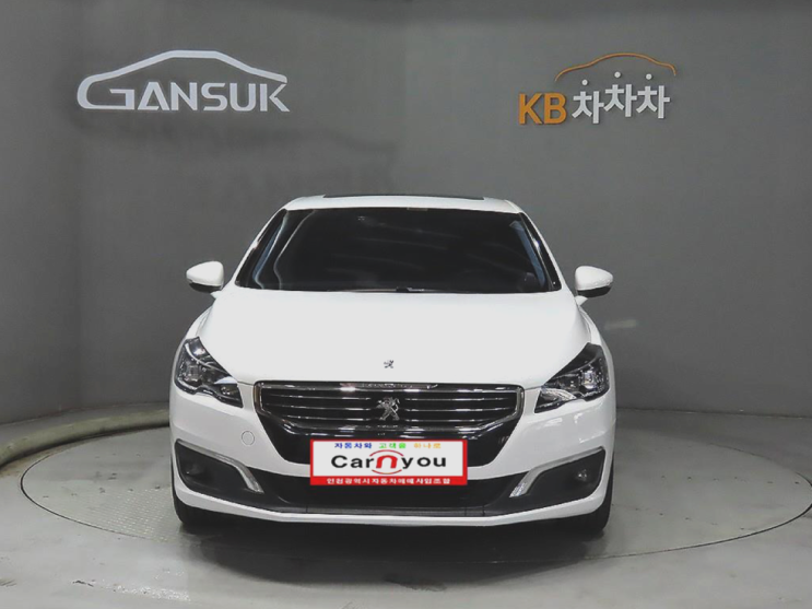  푸조 508 중고가격 끌렸죠~~