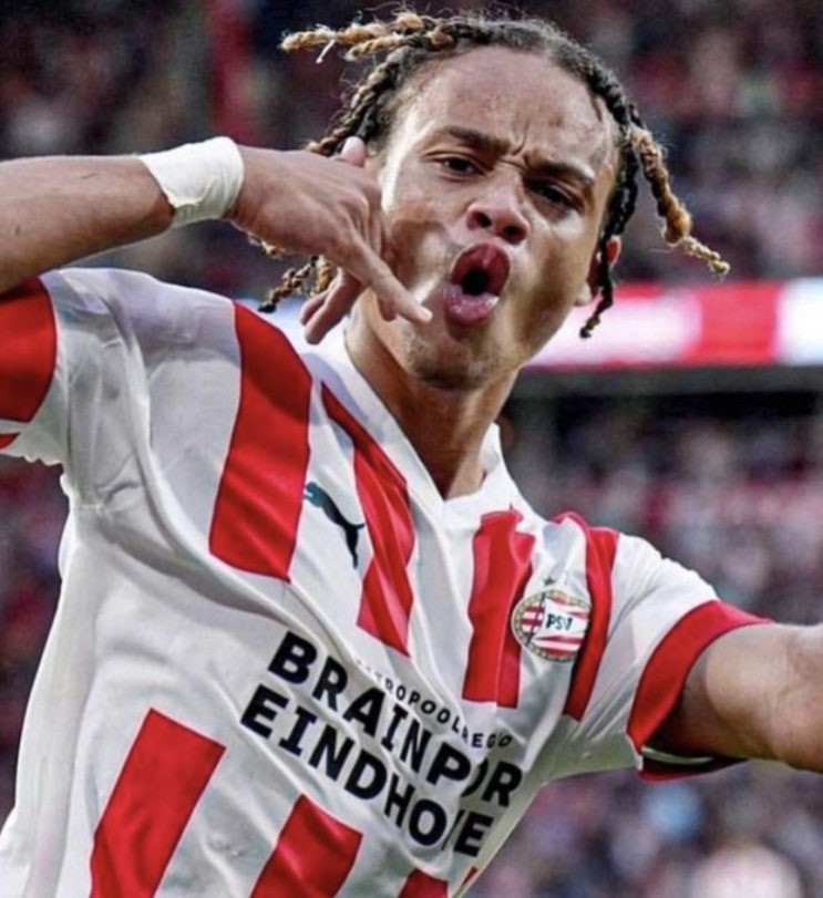 2022-23시즌 에레디비시 8라운드 1일 캄뷔르 PSV(아인트호벤) 2022-23시즌 에레디비시 8라운드 1일 캄뷔르 PSV(아인트호벤)