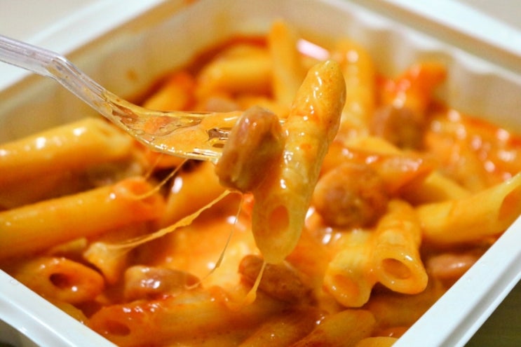  파리바게뜨×삼양 불닭맥앤치즈