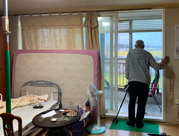 어떻게든 갚으려다 여기까지 왔습니다 어떻게든 갚으려다 여기까지 왔습니다
