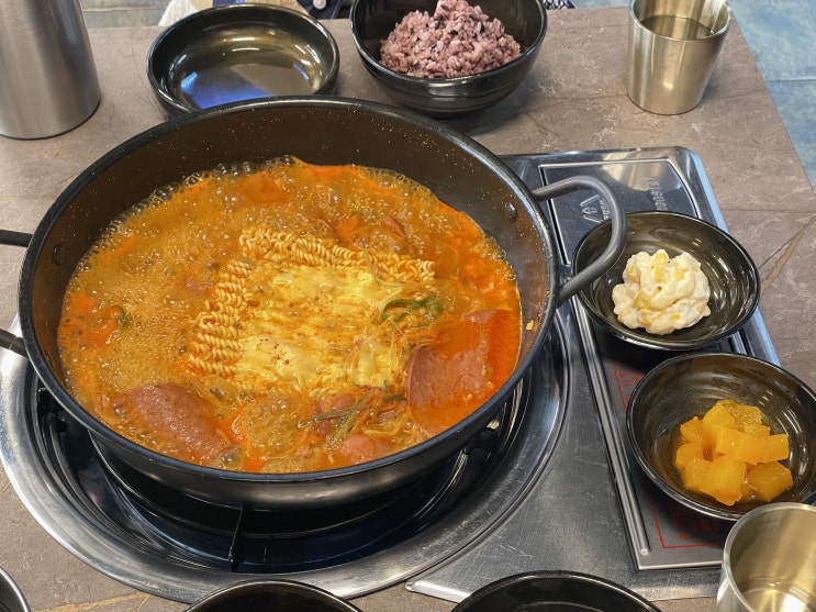  한티역맛집 조미료없이 맛있는 대치동부대찌개 보글지글