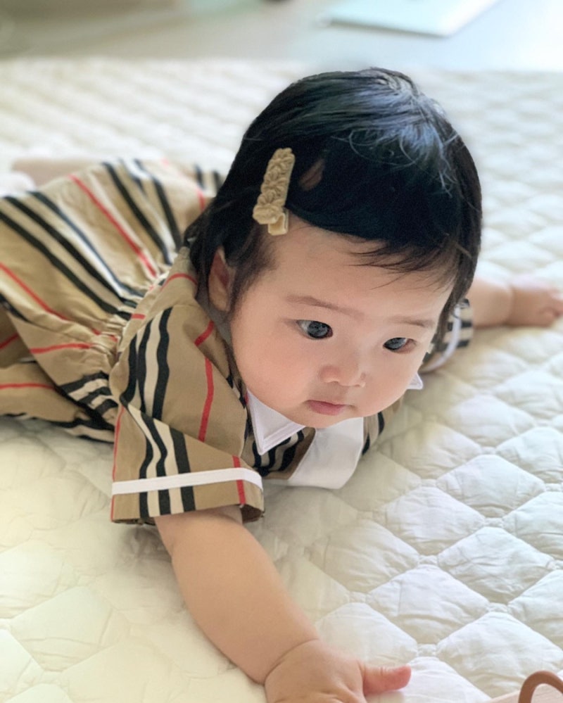 미로 첫 명품 원피스 >< - 버버리 베이비 원피스 구매후기 / 5개월 아기 버버리베이비 사이즈 ....