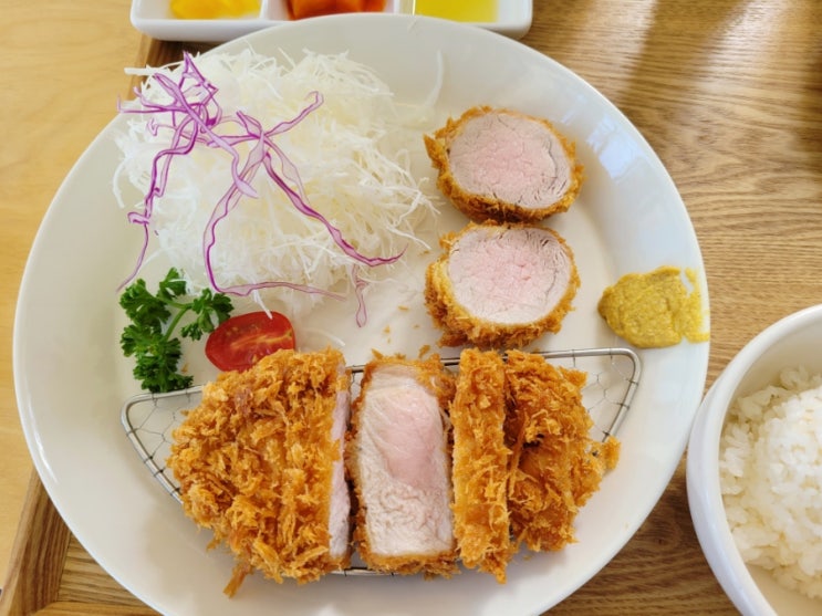  부산 망미동 일본식 돈까스 맛집 코코시카 프리미엄 돈카츠 정식 후기
