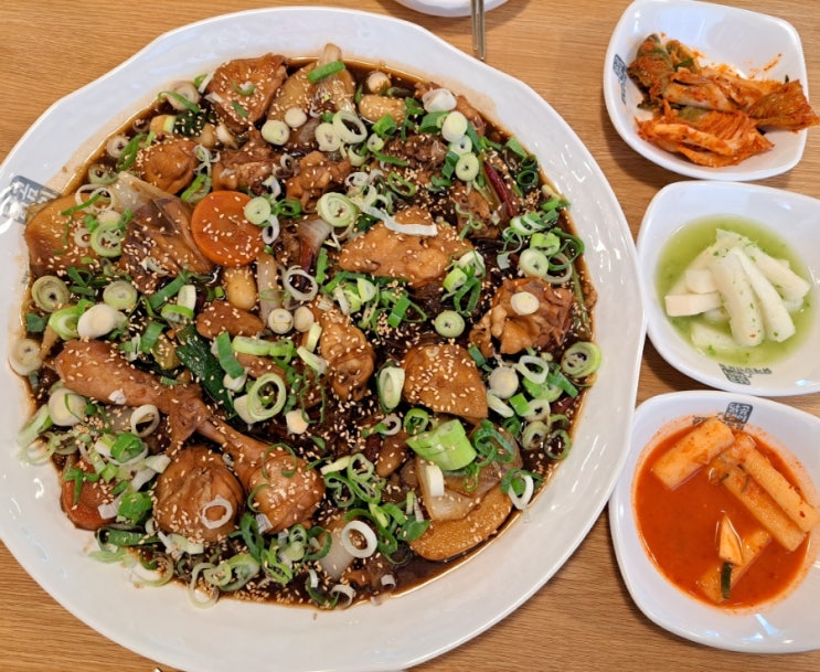  신포동 찜닭 맛집 '닭곰탱이 신포점' 간장찜닭 강추