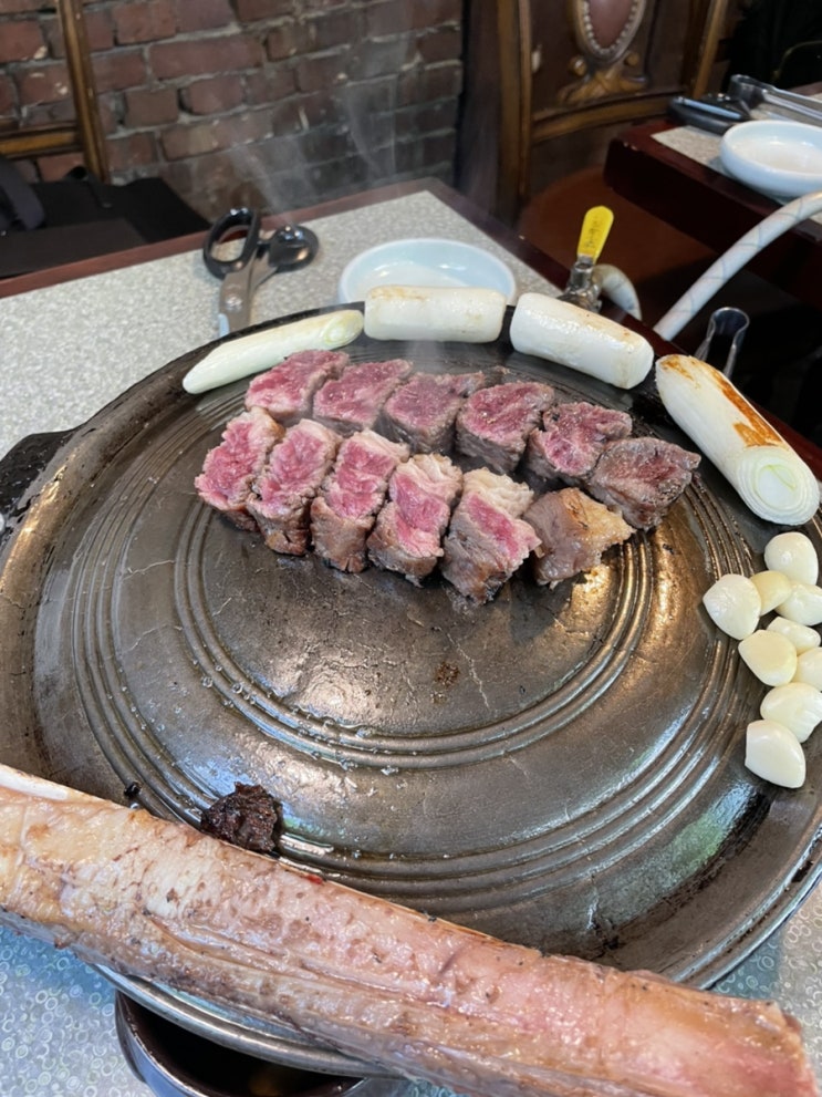  [용산 맛집] 서울 3대 고기맛집  우대갈비 삼각지 몽탄 평일 점심 (웨이팅, 우대갈비, 짚불삼겹살, 비냉, 양파볶음밥)