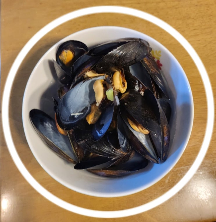 그 시절 포장마차에서 먹었던 그 맛이 날까? 홍합탕