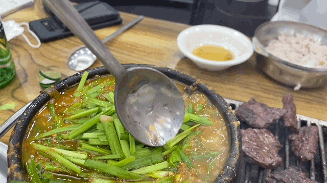  양평동 또순이네 - feat. 인생 된장찌개먹고 야무지게 포장도 해오기