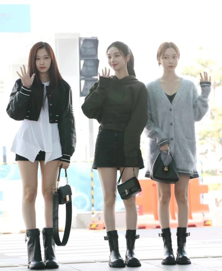 4세대 걸그룹 대표주자 에스파 지젤-카리나-윈터, 닝닝은 어디에? 비자 문제로 프랑스 입국 못해 4세대 걸그룹 대표주자 에스파 지젤-카리나-윈터, 닝닝은 어디에? 비자 문제로 프랑스 입국 못해