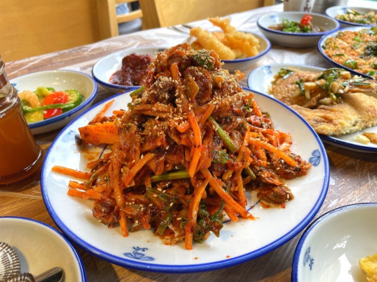 부산 남구 가족 단체 모임 하기 좋은 꼬막정식 맛집 와사비 문현점