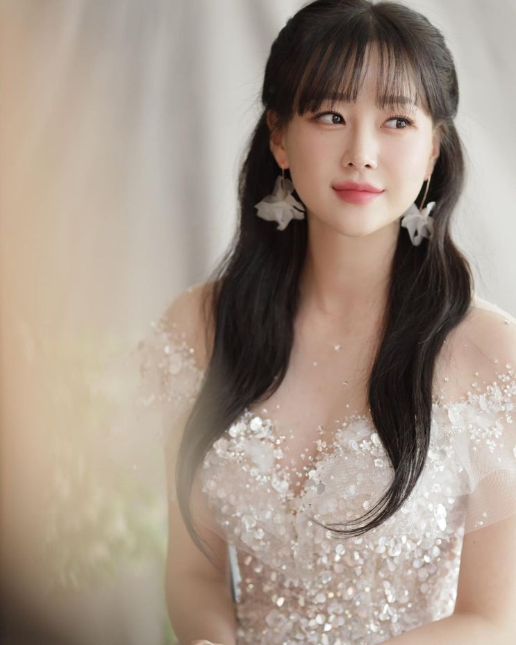 나인뮤지스, 금조백기범 결혼식에서 눈물...신부 들러리 촬영하며 모인 멤버들 "다음은 누구?" 나인뮤지스, 금조백기범 결혼식에서 눈물...신부 들러리 촬영하며 모인 멤버들 "다음은 누구?"