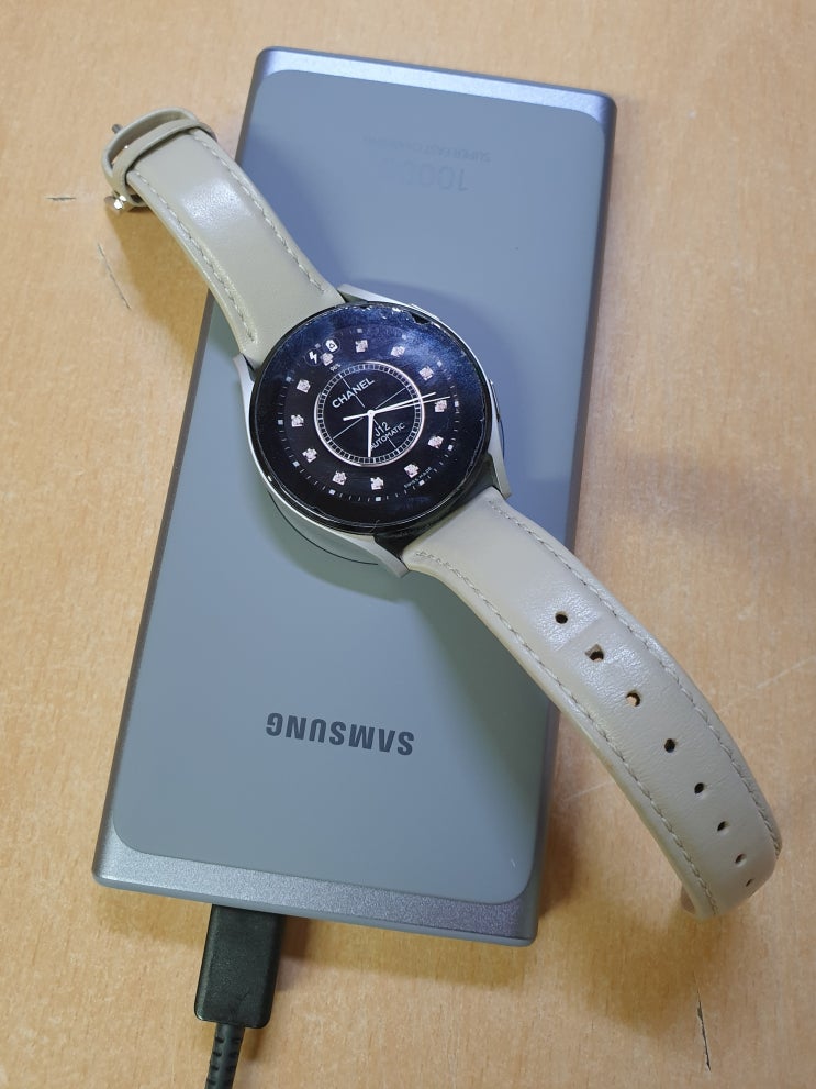 삼성 고속무선충전 보조배터리(EB-U3300) 10000 mAh 사용 후기!