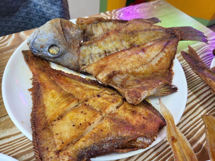 군산 대전집, 생선구이 맛집 종결~ 더 이상 생선구이로 자웅을 겨루지 않아도 됩니다. 군산 대전집, 생선구이 맛집 종결~ 더 이상 생선구이로 자웅을 겨루지 않아도 됩니다.