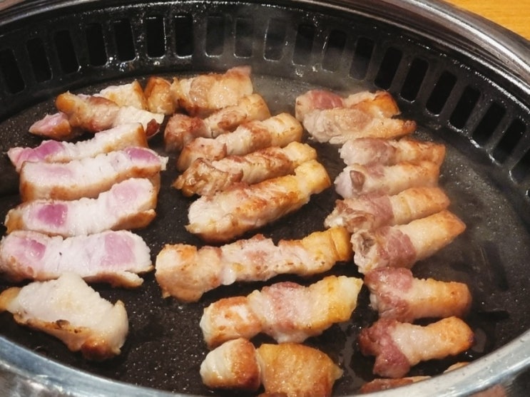  고기 구워주는 숙성 한돈 고깃집 의정부역 신흥육가