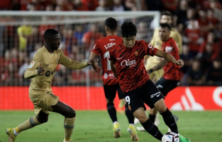 UCL 2022-23 UEFA 챔피언스리그 조별리그 3차전 아약스 나폴리 포르투 레버쿠젠 클뤼브뤼(클럽브뤼헤) AT마드리드 인터밀란 바르셀로나 프랑크푸르트 토트넘 UCL 2022-23 UEFA 챔피언스리그 조별리그 3차전 아약스 나폴리 포르투 레버쿠젠 클뤼브뤼(클럽브뤼헤) AT마드리드 인터밀란 바르셀로나 프랑크푸르트 토트넘