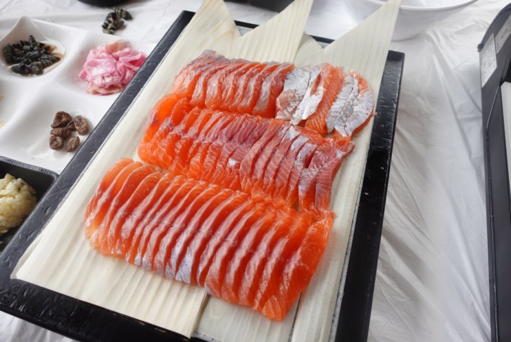  경기 양평 횟집 두물머리 맛집 - 양수리 송어횟집 맛도 맛집 뷰도맛집
