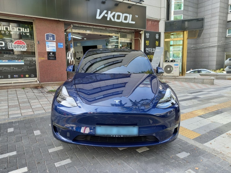  수원 테슬라 썬팅 루프/파노라마 썬루프 풀시공 레이노 팬텀2 F95