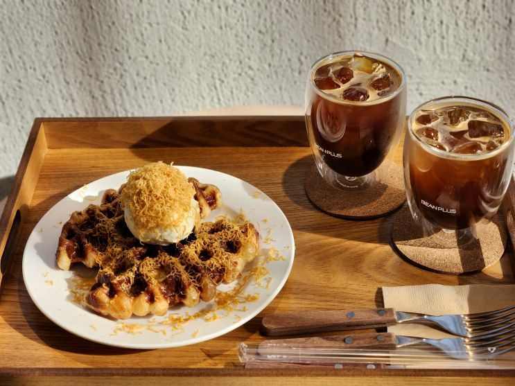  옥동 감성카페 크로플 맛집 스텝오버