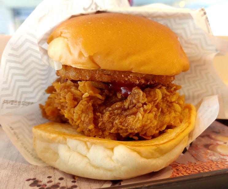  뭔가가 답답한 맛, KFC 블러디 그레이비