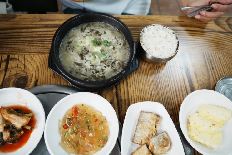제주시연동맛집 우리집밥상 정식 식당 몸국 성게국 토속음식점