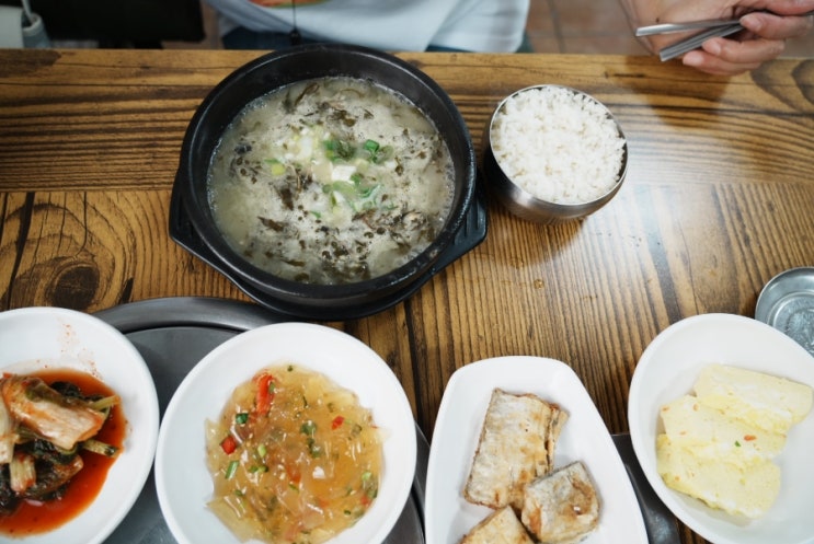  제주시연동맛집 우리집밥상 정식 식당 몸국 성게국 토속음식점