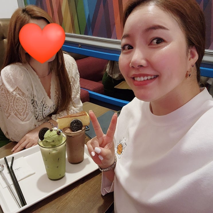  안산 좌식카페 그녀의 커피잔