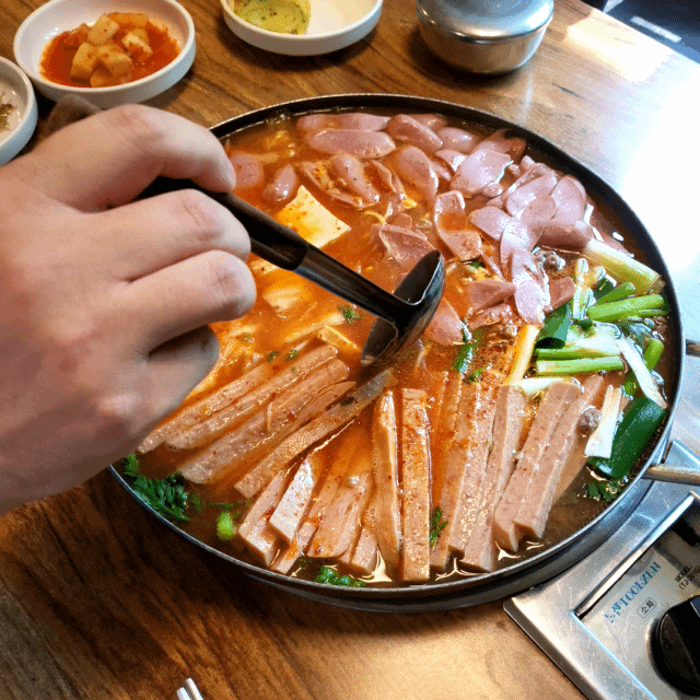  창덕궁맛집, 뜨끈한 국물 생각날 때 원조부대찌개