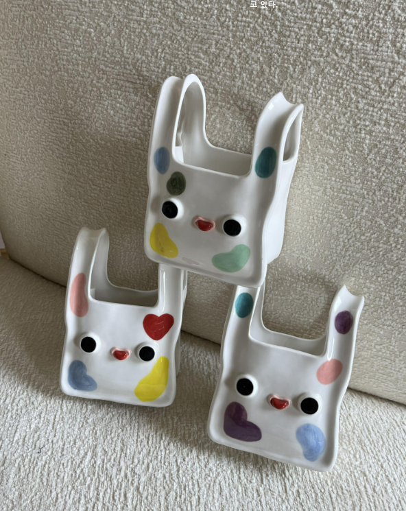  도자기 연필꽂이