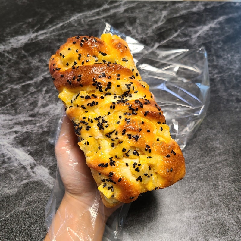 파리바게트 가을 메뉴 빵추천 식빵 고구마가달구마, 옛날 왕슈크림도넛 후기 : 네이버 블로그 파리바게트 가을 메뉴 빵추천 식빵 고구마가달구마, 옛날 왕슈크림도넛 후기 : 네이버 블로그